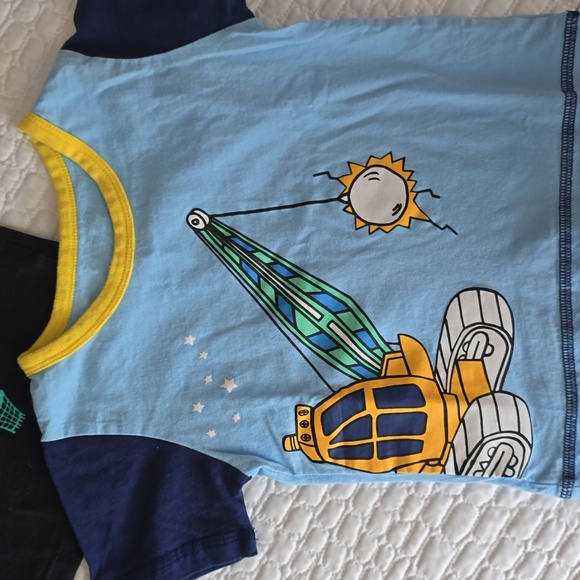 Toddler boy tshirt bundle - Picture 8 of 8